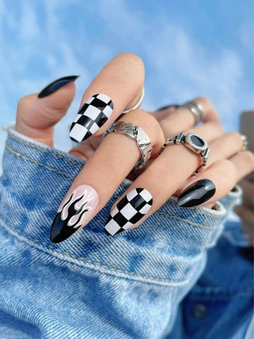Checkered Pattern Faux Nails